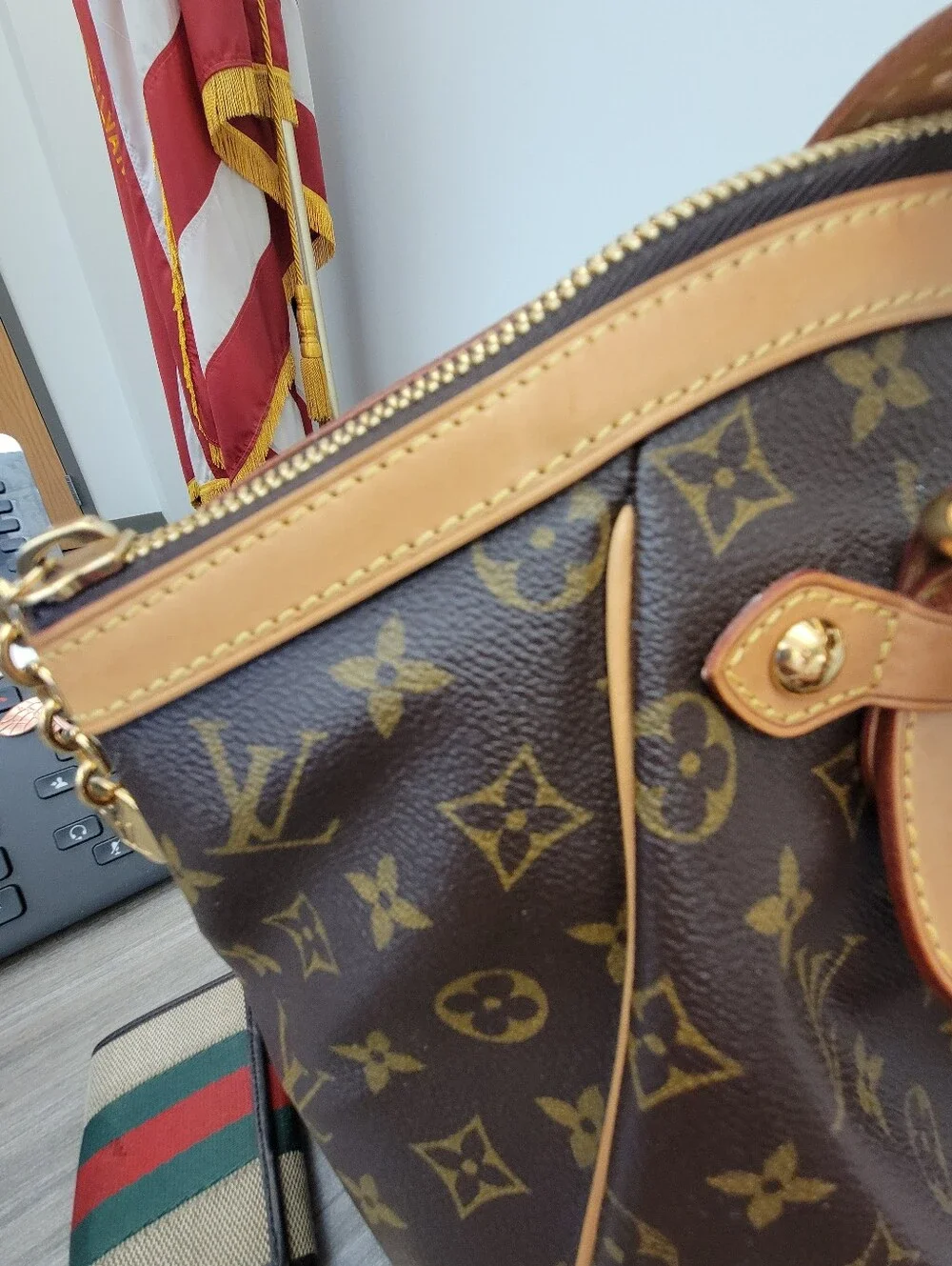 Louis Vuitton Tivoli GM Tote Bag